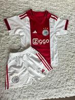 Ajax 2026 Meisjes Tenue Maat 122, Maat XS of kleiner, Verzenden, Nieuw, Set