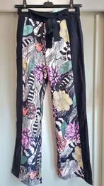 Desigual broek zwart print wijde pijpen M NIEUW, Kleding | Dames, Broeken en Pantalons, Nieuw, Lang, Maat 38/40 (M), Ophalen of Verzenden