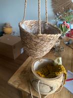 Hangmand v riet en een kleine v glas, Tuin en Terras, Bloembakken en Plantenbakken, Ophalen of Verzenden, Zo goed als nieuw, Rond