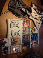 Xbox 360 met gitaren, Spelcomputers en Games, Ophalen, Gebruikt, Met 2 controllers, 360 S