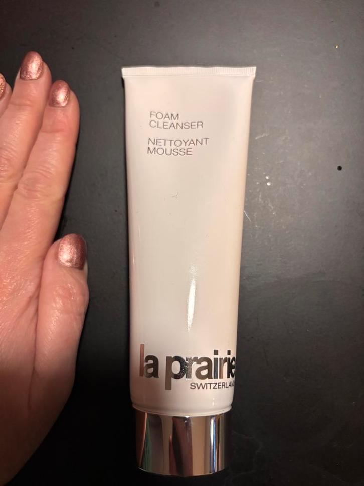 La Prairie Foam Cleanser 125 ml – Luxe gezichtsreiniger, Sieraden, Tassen en Uiterlijk, Uiterlijk | Gezichtsverzorging, Zo goed als nieuw