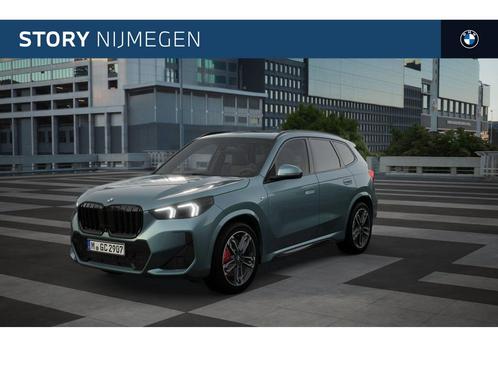 BMW X1 sDrive20i M Sport Automaat / Panoramadak / Trekhaak /, Auto's, BMW, Bedrijf, Te koop, X1, Achteruitrijcamera, Bochtverlichting