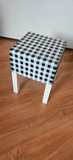 Kinderkrukje / Tafeltje, Huis en Inrichting, Ophalen, Wit, Eén