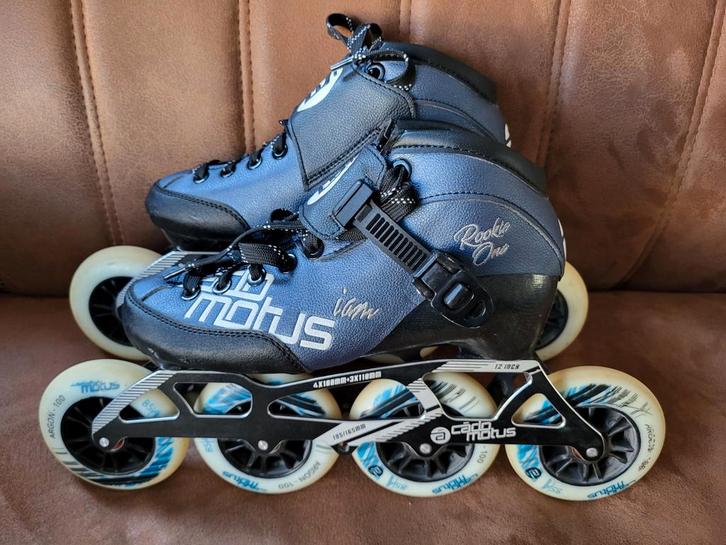 CadoMotus Cado motus Rookie One Inline skates skeelers mt 38, Sport en Fitness, Skeelers, Zo goed als nieuw, Inline skates 4 wielen