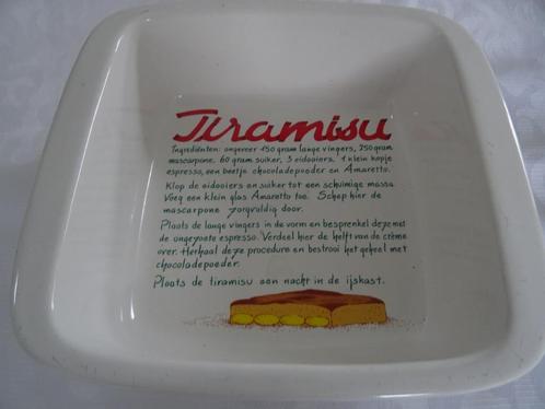 Tiramisu schaal ovenschaal recept schaal Italy, Huis en Inrichting, Keuken | Servies, Zo goed als nieuw, Schaal of Schalen, Overige stijlen