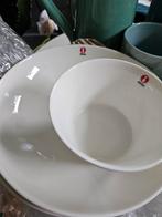 iittala diverse items - nieuw, ongebruikt, Nieuw, Ophalen of Verzenden, Overige stijlen, Kop(pen) en/of Schotel(s)