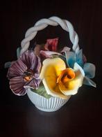 Porseleinen bloemenmandje rws, Antiek en Kunst, Ophalen of Verzenden