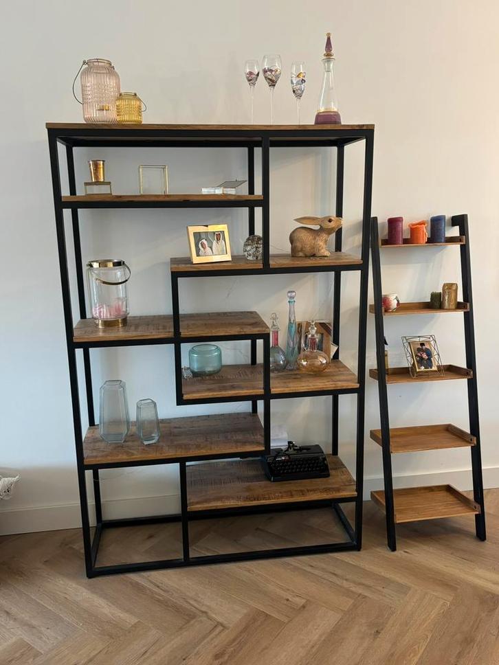 Open wandkast 119x181 en bijpassend trapje (optioneel), Huis en Inrichting, Kasten | Wandmeubels, Zo goed als nieuw, Minder dan 100 cm