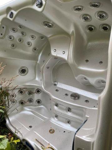 5persoons jacuzzi merk balboa 195x195x83 beschikbaar voor biedingen