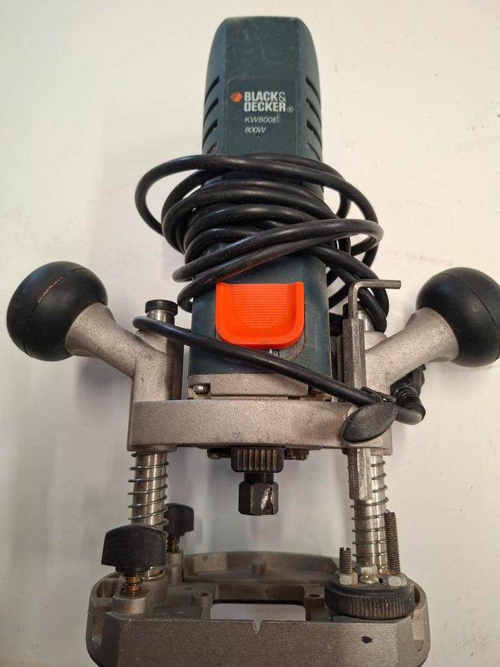 Bovenfrees Black&Decker, Doe-het-zelf en Verbouw, Gereedschap | Freesmachines, Gebruikt, Elektrisch, Bovenfrees, Ophalen