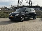 Suzuki Swift 1.3 Base Lage KILOMETERS!, Auto's, Suzuki, Gebruikt, 400 kg, Origineel Nederlands, Bedrijf