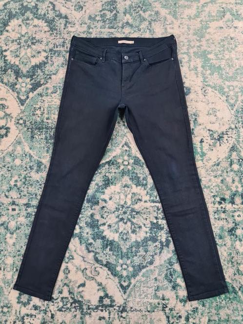 Levi's 711 skinny W32 L32 WMN Tulsi3232 Zwart, Kleding | Dames, Spijkerbroeken en Jeans, Zo goed als nieuw, W30 - W32 (confectie 38/40)