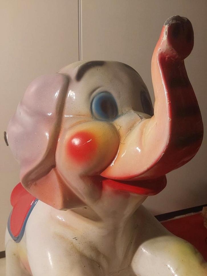 DOMBO OLIFANT KERMIS ATTRACTIE RECLAME DIERENTUIN DECORATIE, Verzamelen, Disney, Gebruikt, Ophalen of Verzenden