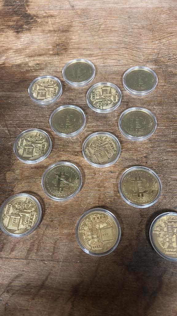 Bitcoin munten. 12 stuks., Postzegels en Munten, Munten | Europa | Euromunten, Losse munt, Overige waardes, Overige landen, Goud