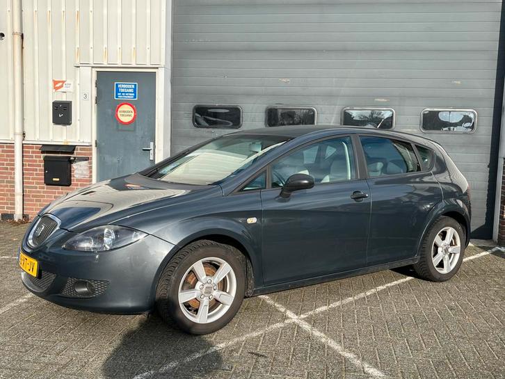 Seat Leon 1.6. Leder interieur, Auto's, Seat, Bedrijf, Leon, ABS, Airbags, Airconditioning, Centrale vergrendeling, Elektrische ramen