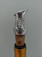 Oude verzilverde schenktuiten voor wijnfles, Ophalen of Verzenden