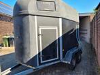 Zwarte 2 paards trailer met zadelkamer, Dieren en Toebehoren, Ophalen, Zo goed als nieuw, 2-paards trailer