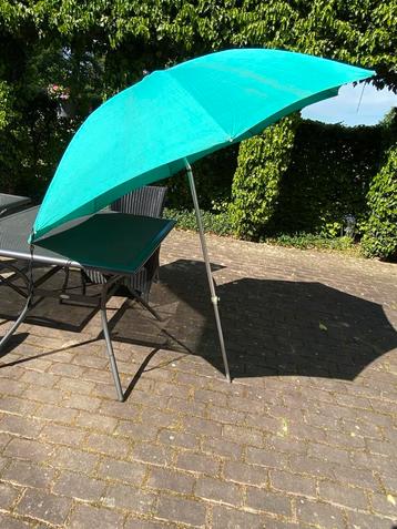 Visparaplu beschikbaar voor biedingen
