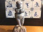 Moederbeeld, Willendorf, mineraal, steen, Ophalen of Verzenden