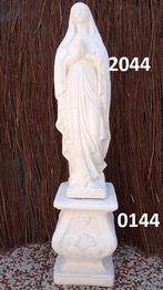 Maria met zuil, Tuin en Terras, Ophalen, Nieuw, Beton, Mensenbeeld