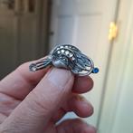 Broche Vogelkopje  open snavel met mooi steentje, Sieraden, Tassen en Uiterlijk, Antieke sieraden, Verzenden, Overige materialen