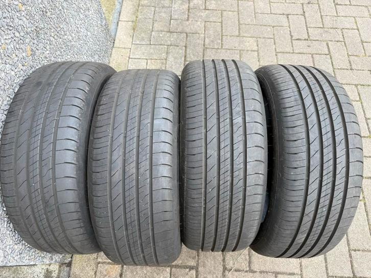 4x Goodyear EfficientGrip 205/50R17 93V XL banden NIEUW, Auto-onderdelen, Banden en Velgen, Band(en), Zomerbanden, 17 inch, 205 mm