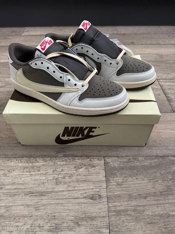 Nike Travis Scott Low 42,5 beschikbaar voor biedingen
