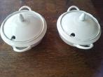 Twee crềmekleurige jaren 50 serveerschalen met deksel, Huis en Inrichting, Keuken | Servies, Ophalen of Verzenden, Overige stijlen