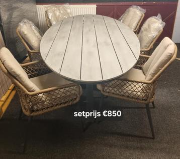▶GARDEN IMPRESSION TUINSET SETPRIJS €850 Maar 1set aanwezig  beschikbaar voor biedingen