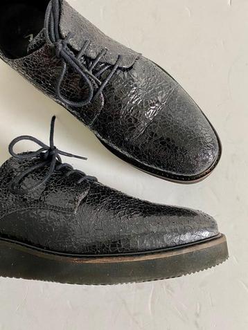 i553 Via Vai maat 40 lage platte schoenen zwart lak-leer beschikbaar voor biedingen