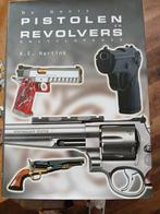 De Grote Pistolen en Revolvers Encyclopedie - A.E. Hartink, Boeken, Ophalen of Verzenden, Gelezen, A.E. Hartink