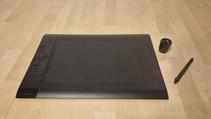 Wacom Intuos 4, Computers en Software, Tekentablets, Gebruikt, Bedraad, Ophalen of Verzenden