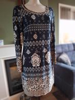 K-Design K design mooie hals zwarte jurk L gratis verz, Maat 38/40 (M), K-design, Verzenden, Zwart