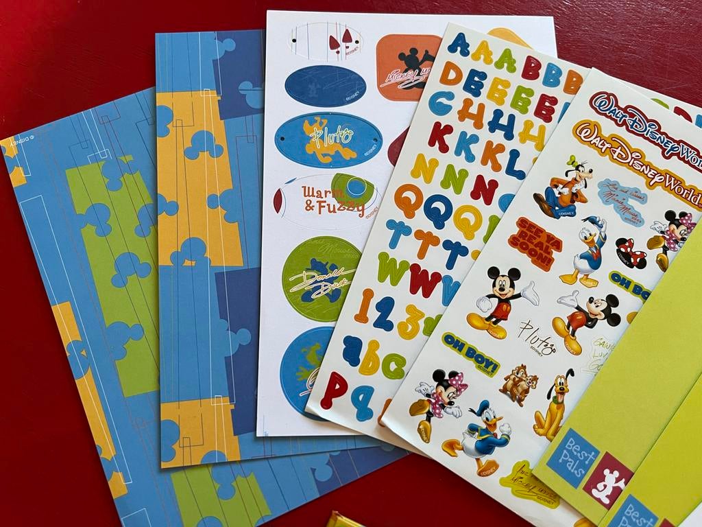 Walt Disney World Scrapbook Set, Hobby en Vrije tijd, Scrapbooking, Ophalen of Verzenden, Zo goed als nieuw, Album of Boek, Overige merken