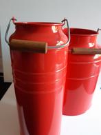 2 melkbussen rood, Huis en Inrichting, Ophalen, Zo goed als nieuw