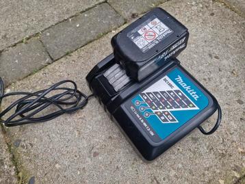 Makita acculader DC18RC inclusief 3Ah accu beschikbaar voor biedingen