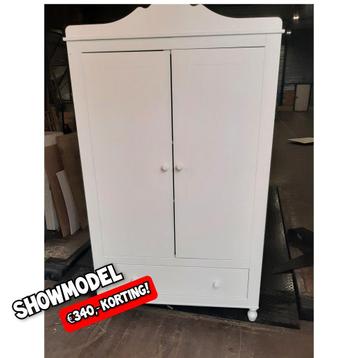 SHOWMODEL Kledingkast Klaudia 2-deurs wit 206x119x60 cm  beschikbaar voor biedingen