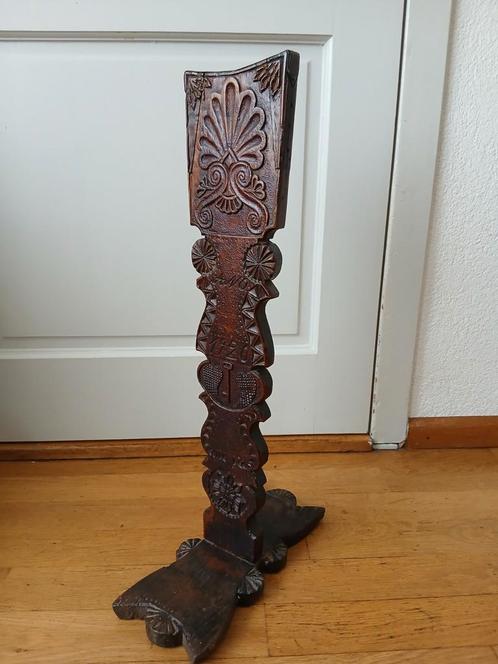 Houten mangel plank op standaard met houtsnijwerk ano 1920, Antiek en Kunst, Antiek | Overige Antiek, Ophalen of Verzenden