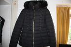 Guess winter jas - puffer met nep bont - zwart/goud m/38, Maat 38/40 (M), Guess, Zwart, Ophalen of Verzenden