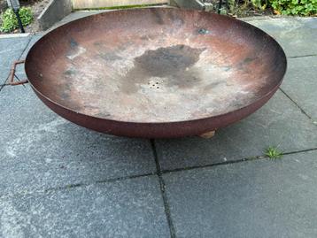 Grote vuurschaal  beschikbaar voor biedingen
