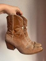 Lola Cruz beige leren western stijl cowboy laarzen, Lola Cruz, Lage of Enkellaarzen, Ophalen of Verzenden, Zo goed als nieuw