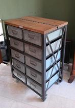 Industrieel erfgoed uit de Van der Heem fabriek (Den Haag), Ophalen, Gebruikt, Industrieel erfgoed philips den haag, 5 laden of meer