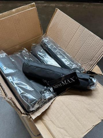Nieuwe opvouwbare paraplu’s beschikbaar voor biedingen