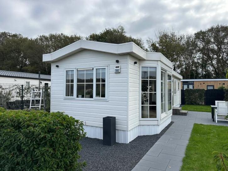 Stacaravan / Chalet met chassis / Sollasi (Noordwijk), Caravans en Kamperen, Stacaravans, tot en met 4, Ophalen