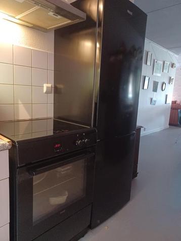 Frilec fornuis , inductie , oven , en een koelkast beschikbaar voor biedingen