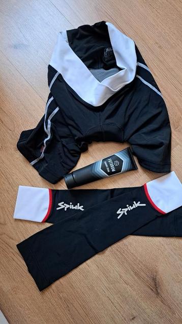 Set: SPIUK fietsbroek, SPIUK armstukken & futurum crème beschikbaar voor biedingen
