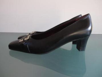 CHERRY BOUTIQUE | té leuke nieuwe zwarte pumps 41 beschikbaar voor biedingen