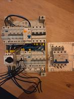 Groepenkast - Hager & Chint onderdelen, Doe-het-zelf en Verbouw, Elektra en Kabels, Ophalen, Gebruikt, Overige typen