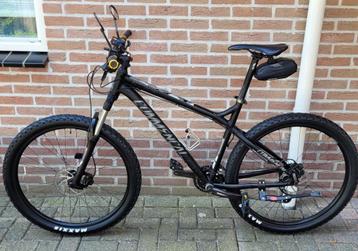 Hydr schijfrem mountainbike 27 inch, 3x 8, 27,5 inch banden beschikbaar voor biedingen