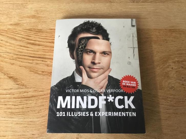 Mindf*ck - Victor Mids (Nette Staat), Boeken, Hobby en Vrije tijd, Zo goed als nieuw, Overige onderwerpen, Ophalen of Verzenden